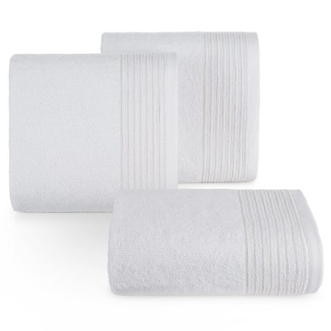 Ręcznik Lari 1 50x90 biały z ozdobną bordiurą przetykaną błyszczącą nicią 500 g/m2 Eurofirany Ręcznik Lari 1 50x90 biały z ozdobną bordiurą przetykaną błyszczącą nicią 500 g/m2 Eurofirany