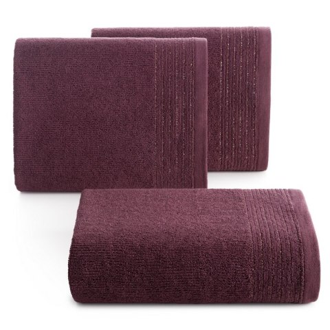 Ręcznik Lari 8 50x90 burgundowy z ozdobną bordiurą przetykaną błyszczącą nicią 500 g/m2 Eurofirany Ręcznik Lari 8 50x90 burgundowy z ozdobną bordiurą przetykaną błyszczącą nicią 500 g/m2 Eurofirany