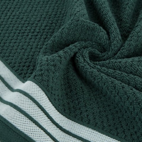Ręcznik Madlen 7 70x140 zielony ciemny zdobiony kolorową frotte 500 g/m2 Eurofirany Ręcznik Madlen 7 70x140 zielony ciemny zdobiony kolorową frotte 500 g/m2 Eurofirany
