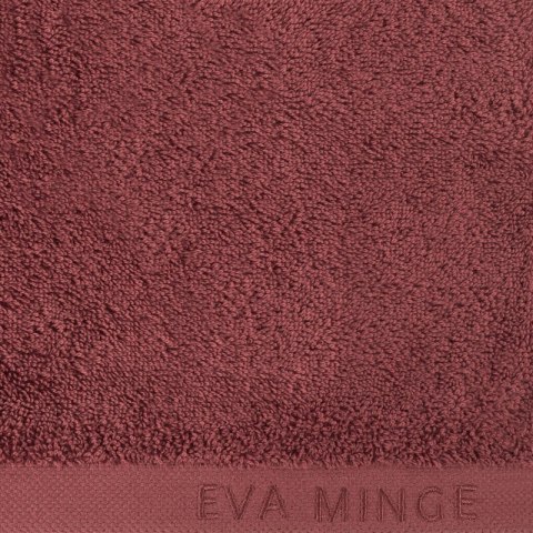 Ręcznik Venus 50x90 ceglasty zdobiony haftem 550 g/m2 Eva Minge Eurofirany Ręcznik Venus 50x90 ceglasty zdobiony haftem 550 g/m2 Eva Minge Eurofirany