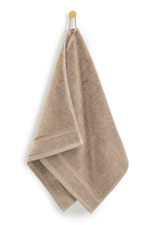Ręcznik Supreme 80x150 beżowy ciemny z bawełny Egipskiej 800 g/m2 Giza 95 Ręcznik Supreme 80x150 beżowy ciemny z bawełny Egipskiej 800 g/m2 Giza 95