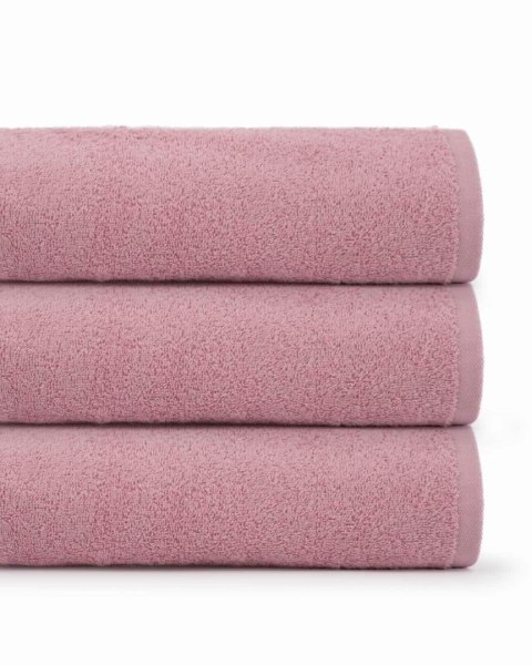 Ręcznik Primo 70x140 30 różowy pudrowy 450 g/m2 Ręcznik Primo 70x140 30 różowy pudrowy 450 g/m2