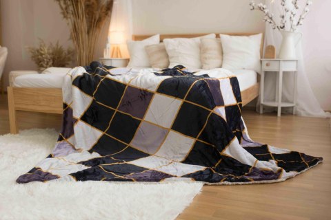 Koc Sherpa 150x200 szary czarny geometria z mikrofibry baranek SH25 Koc Sherpa 150x200 szary czarny geometria z mikrofibry baranek SH25