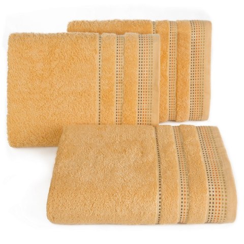 Ręcznik Pola 70x140 03 morelowy frotte 500 g/m2 Eurofirany Ręcznik Pola 70x140 03 morelowy frotte 500 g/m2 Eurofirany