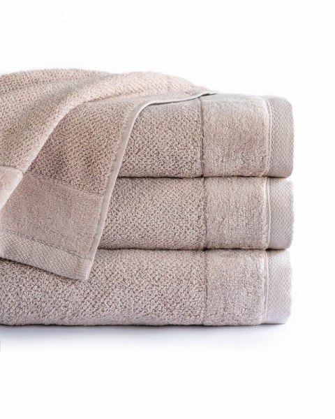 Ręcznik Vito 100x150 beżowy perłowy frotte bawełniany 550 g/m2 Ręcznik Vito 100x150 beżowy perłowy frotte bawełniany 550 g/m2