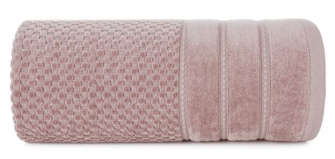 Ręcznik Adore 30x50 różowy ciemna o strukturze krateczki 500 g/m2 Eurofirany Ręcznik Adore 30x50 różowy ciemna o strukturze krateczki 500 g/m2 Eurofirany