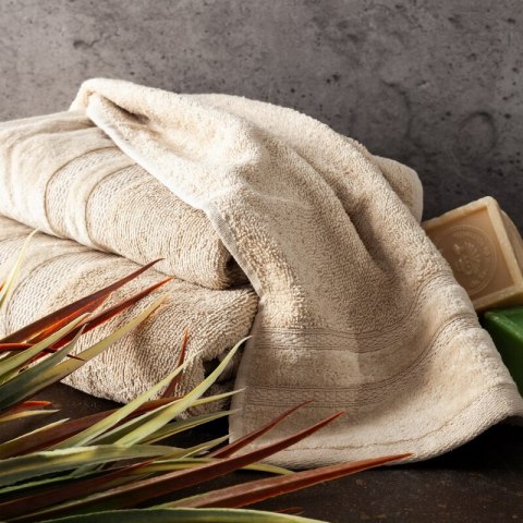 Ręcznik Porto 30x50 02 beżowy jasny 500 g/m2 frotte Eurofirany Ręcznik Porto 30x50 02 beżowy jasny 500 g/m2 frotte Eurofirany